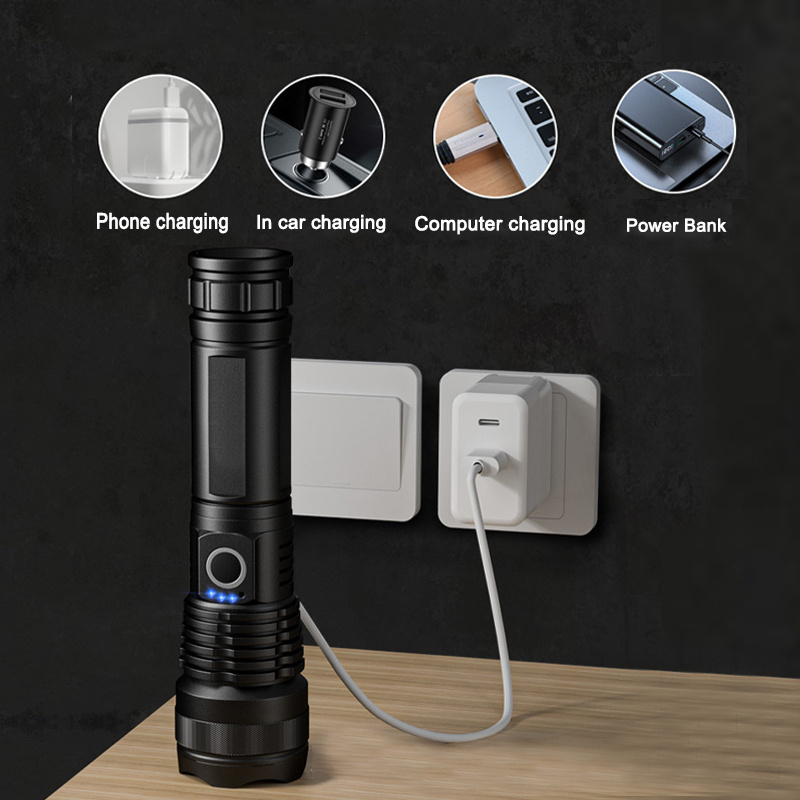 Torcia a LED ad alta potenza Zoom telescopico Lampada a LED ricaricabile portatile Faretti di emergenza Torcia da campeggio