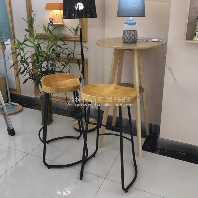 Taburete de Bar moderno, asiento de hierro, taburete de tocador, estilo europeo, madera maciza, diseño de moda, taburete de Bar, silla de Bar