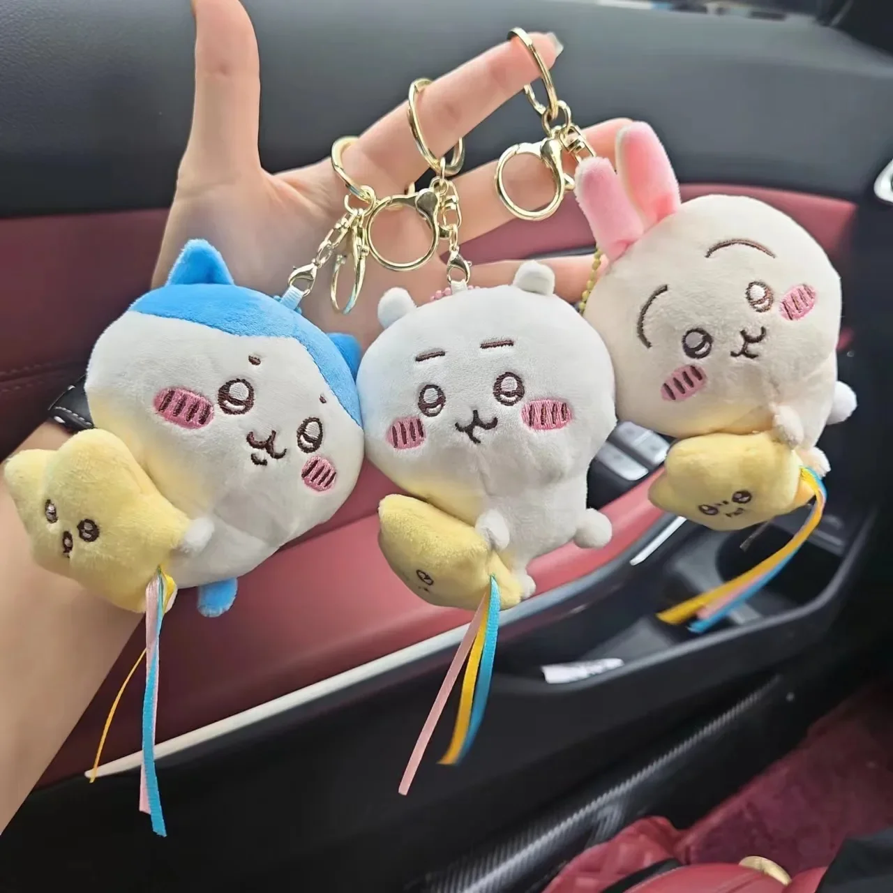 Chiikawa muñeco de peluche colgante estrella abrazando serie Hachiware USAGI lindo llavero de dibujos animados llavero colgante accesorios de muñeco de peluche