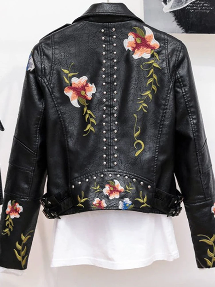 Ailegogo แจ็คเก็ตหนังสังเคราะห์ PU เสื้อถักลายดอกไม้วินเทจของผู้หญิงเสื้อโค้ทขี่จักรยานพังค์มีซิปของผู้หญิงฤดูใบไม้ร่วงฤดูใบไม้ผลิ