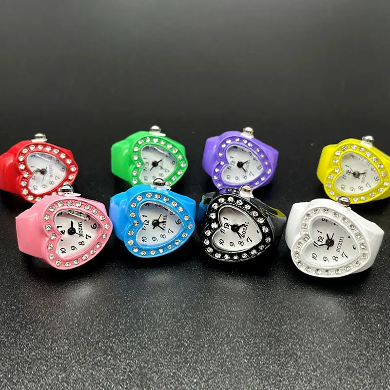 Temperament Kobiety Miłośnicy Miłośników Zegarek na palec Mały Śliczny Mały Dial Flash Diamentowy Zegarek Modowy