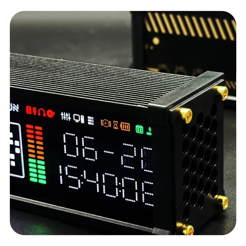 Desktop High-end Gift Clock To Send Boyfriend Good Product Clear Exquisite Aluminum Alloy Frosted Clock