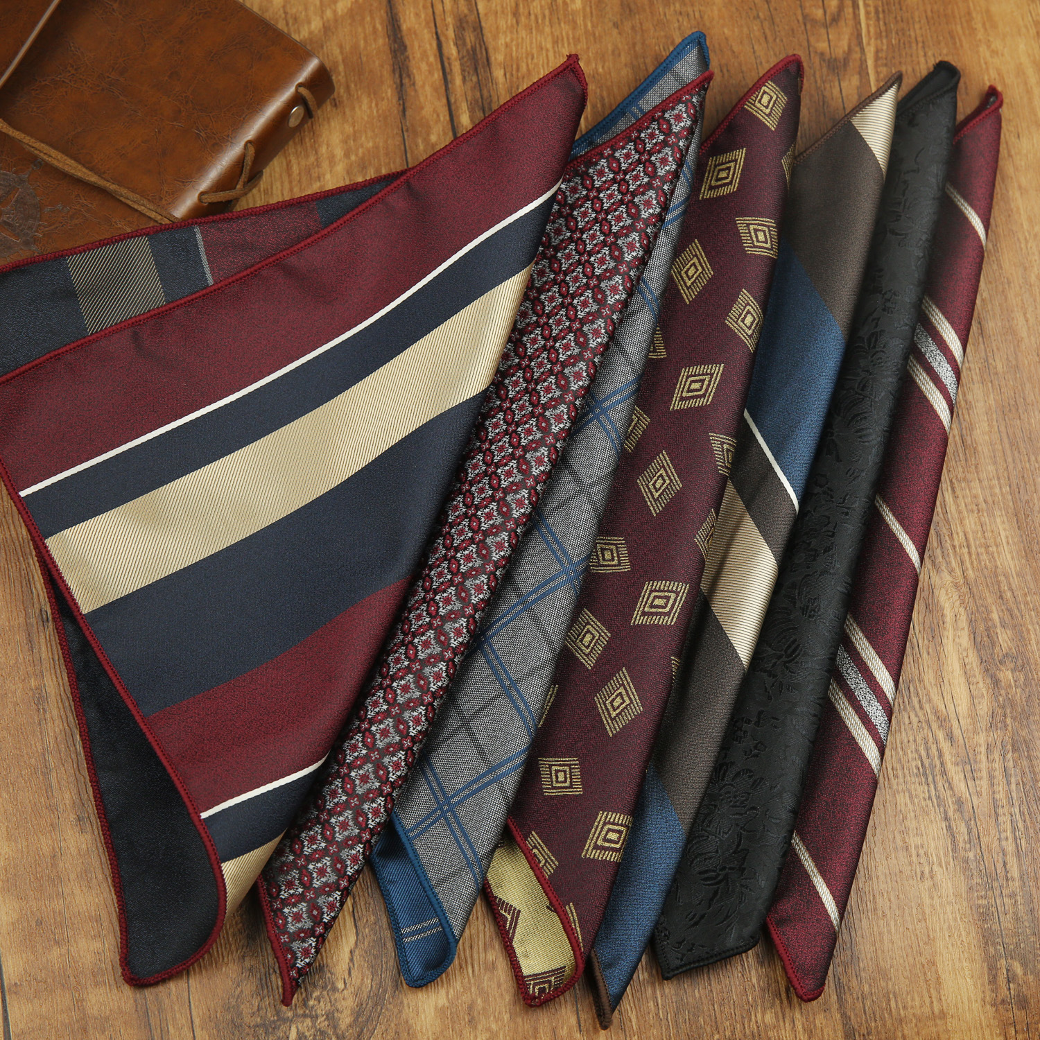 24 cm Nieuwe Trendy Polyester Geweven Pochet Voor Mannen Luxe Marine Gestreepte Plaid Zakdoek Bruiloft Tuxedo Accessoires