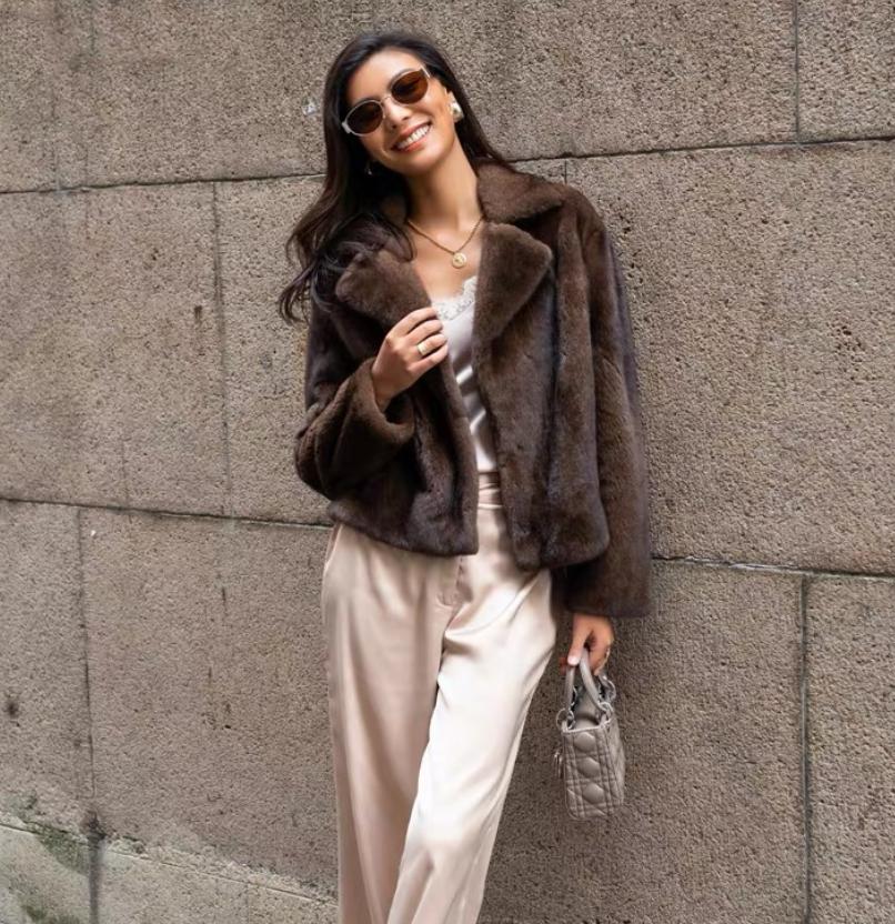 レディース本物ミンクファージャケット、100%本物ミンクファージャケット、冬の暖かさ、ファッション、ヨーロッパのストリートスタイル