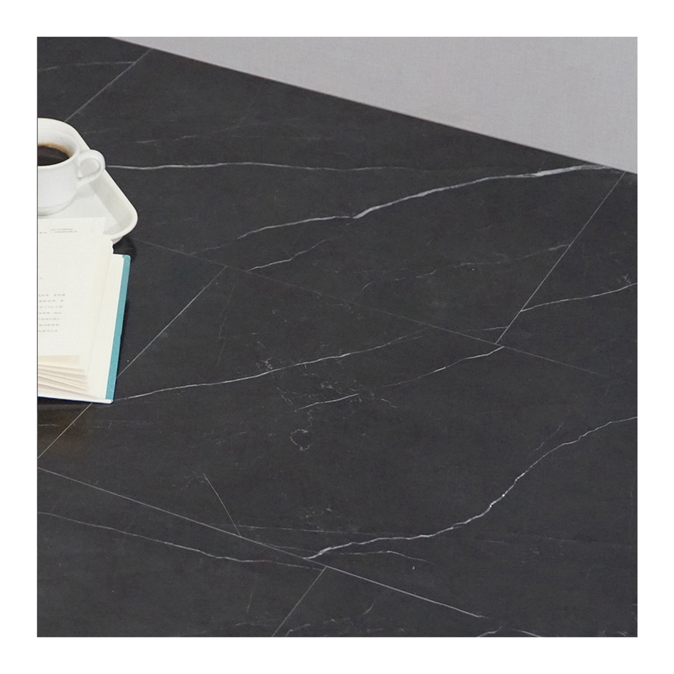 Revestimiento de suelo asequible impermeable Spc Click vinilo aspecto de suelo cuadros de mármol y canicas Coral Spc suelo Floorscore