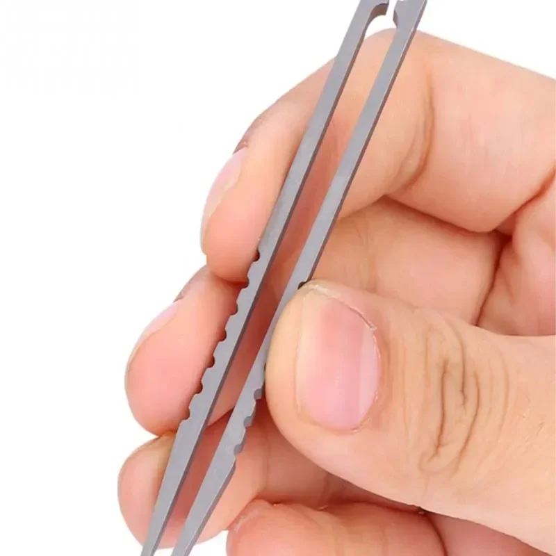 Di Động Hợp Kim Titan Nhíp Cứu Sinh Cắm Trại Du Lịch Mini Dụng Cụ EDC Thiết Bị Ngoài Trời Dụng Cụ Cắm Trại Tiếp Liệu