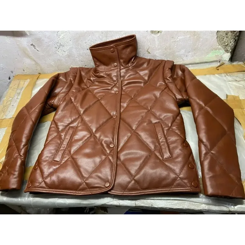 Frauen echte Lammfell Leder Puffer Jacke braun braun gepolsterten Wintermantel