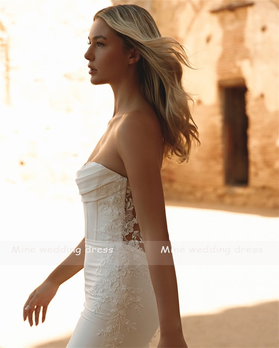 Customized Luxury Strapless Lace For Top Sleeveless Wedding Dress Back See Through Zipper Buttons Woman Evening Dresses