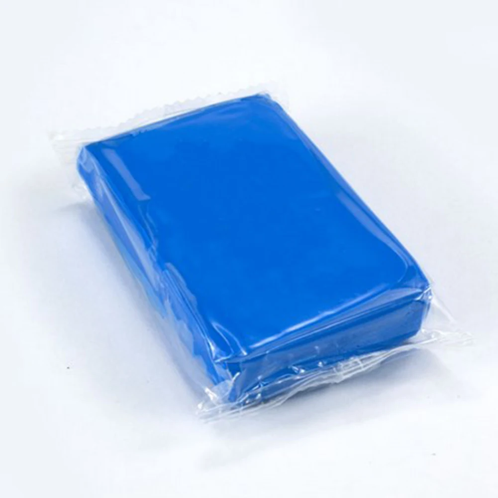 Lama de lavagem de carro, carro branco, lama vulcânica, esponja de limpeza de carro, usando força forte para remover lama, produtos de beleza de carro