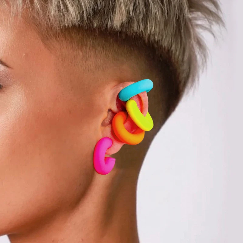 1 par de pendientes de Clip circulares redondos simples para mujer en forma de C acrílico rojo azul negro rosa sin cartílago perforado manguito de oreja ligero