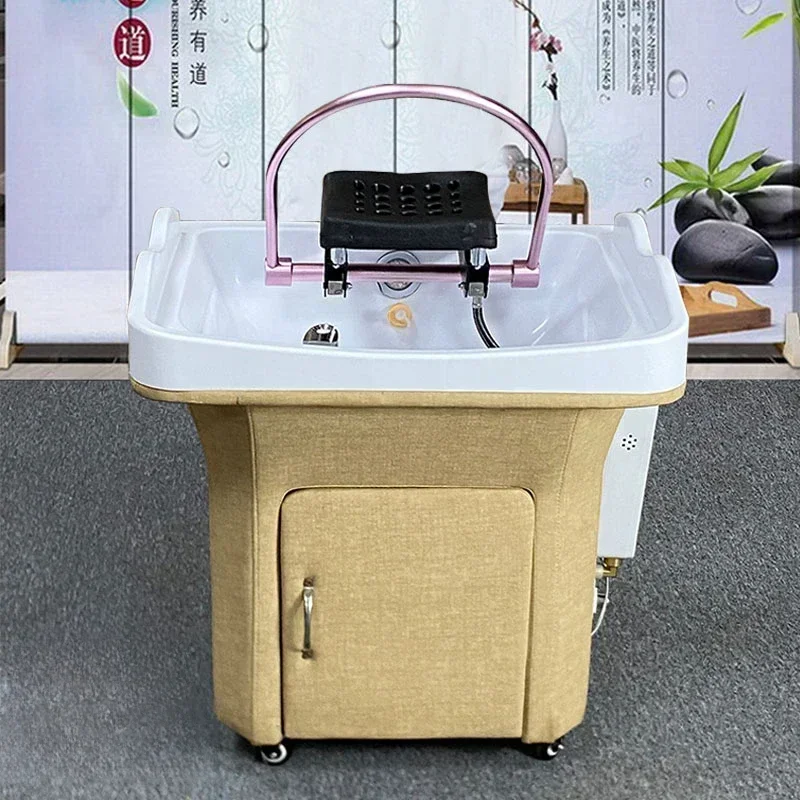 Circolazione dell'acqua portatile per shampoo in stile giapponese con macchina per fumigazione. Salone di bellezza parrucchiere speciale shampoo sedia salone