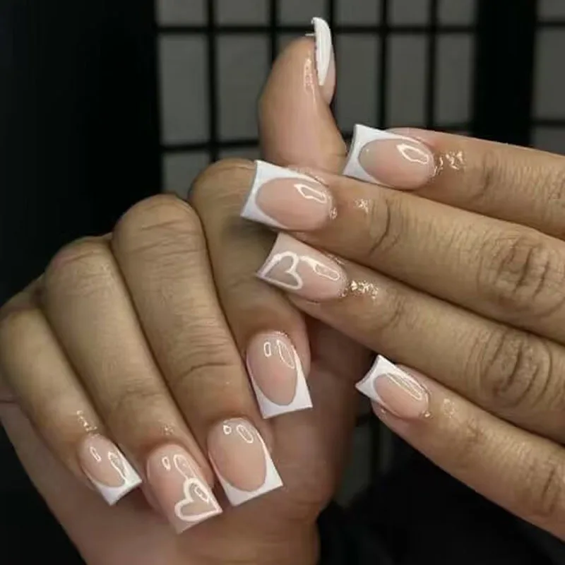 24 pz/set unghie finte quadrate corte per le donne carino sposa cuore bianco punte francesi faux ongles y2k premere su forniture per unghie finte