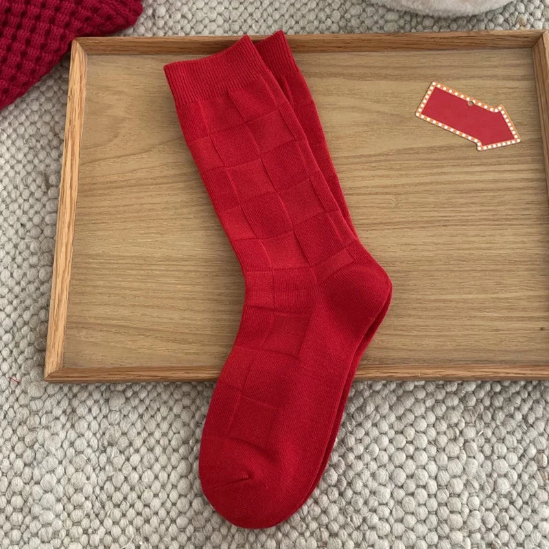 Calcetines de Año Nuevo para mujer, calcetines cálidos informales rojos informales de invierno, calcetines de moda de Color sólido transpirables para mujer, calcetines simples