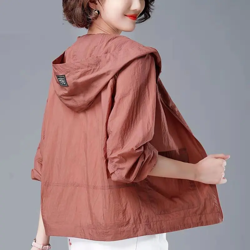 Moda coreana nuevo verano Casaco Feminino Color sólido chaqueta de primavera para mujer 2025 chaquetas combinables con capucha abrigo protector solar fino