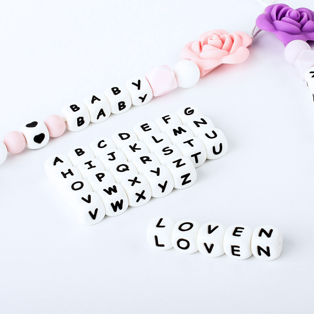 100 Uds. Mordedor para bebé, cuentas de letras de silicona de 12mm, cadena con Clip para chupete, cuentas de letras con nombre personalizado, juguete de lactancia para la dentición sin BPA