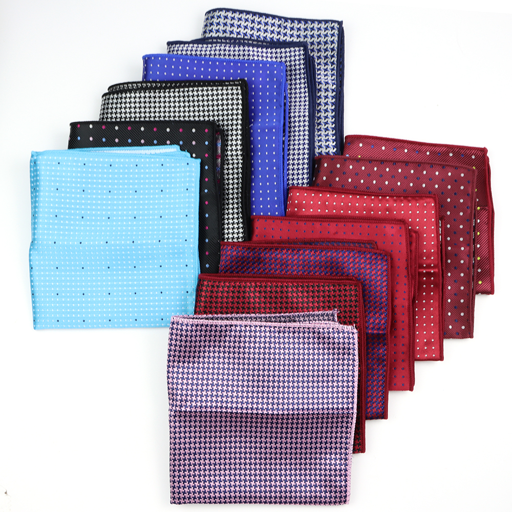 Neueste Art Polyester Taschen tücher Mann Tupfen muster passen Geschäfts liebhaber Tag Einst ecktuch Taschentuch für Hochzeit lässig Geschenk