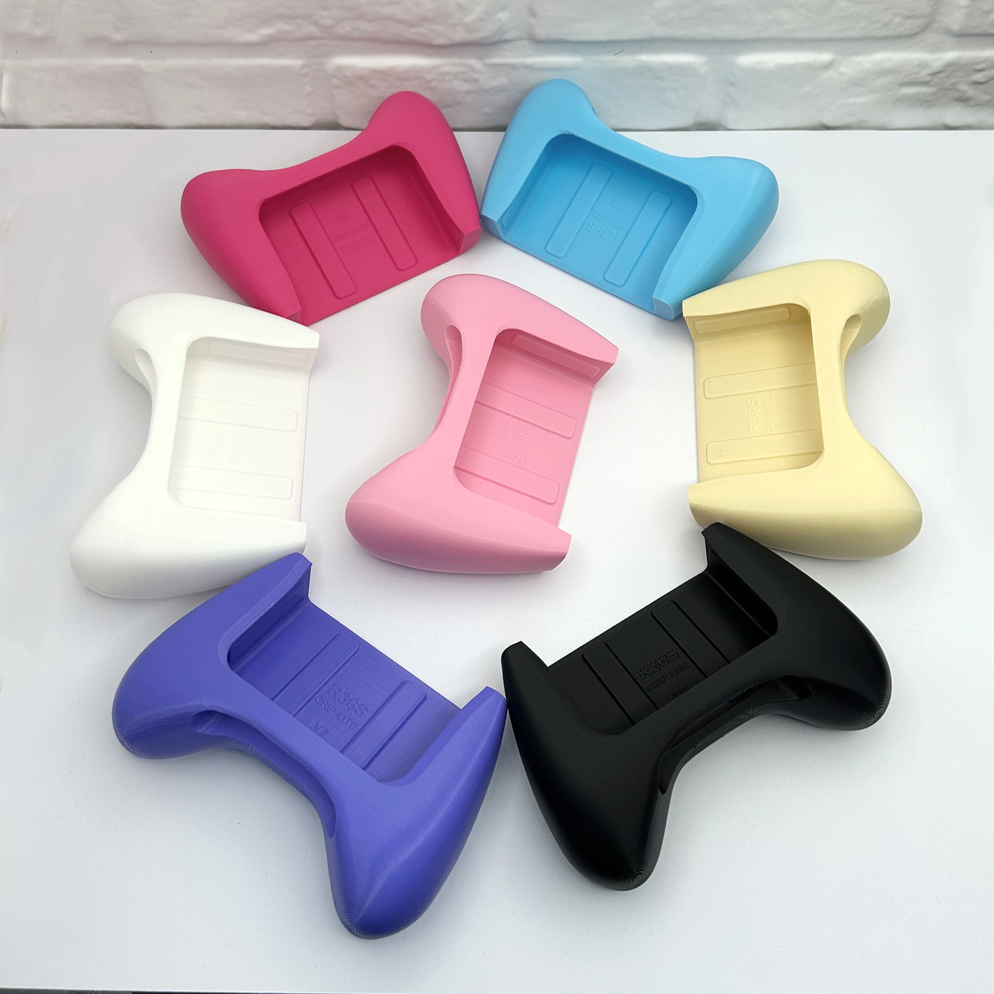 3D Printed Accessories For R36S Grip Handle DIY Controller R36S 3D Grip Comfortable r36 s Console Grip
