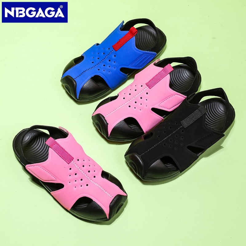 Sandales d'été pour bébés garçons, chaussures de plage en maille, chaussures de sport à la mode, baskets ajourées