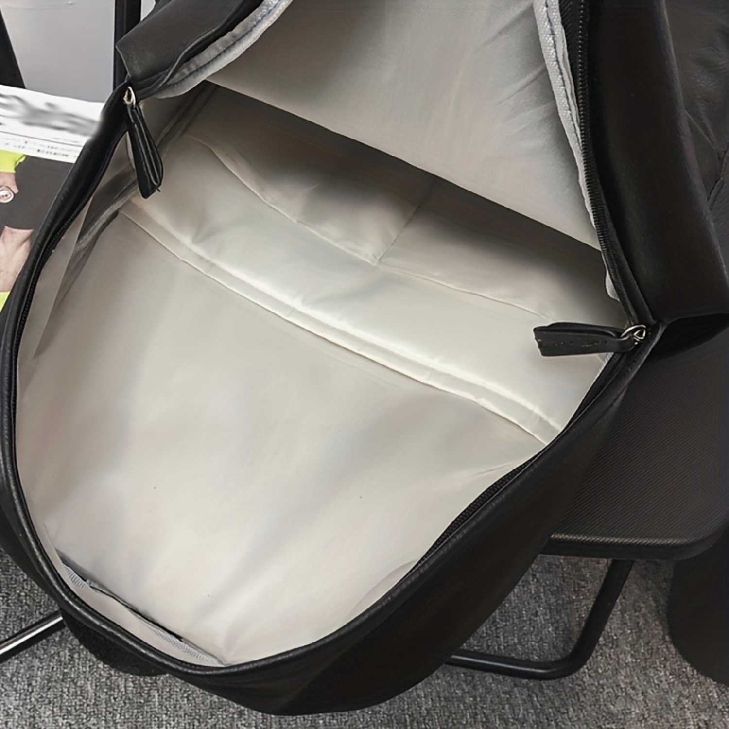 大容量PUレザースクールバックパック - ファッション旅行通勤バッグ