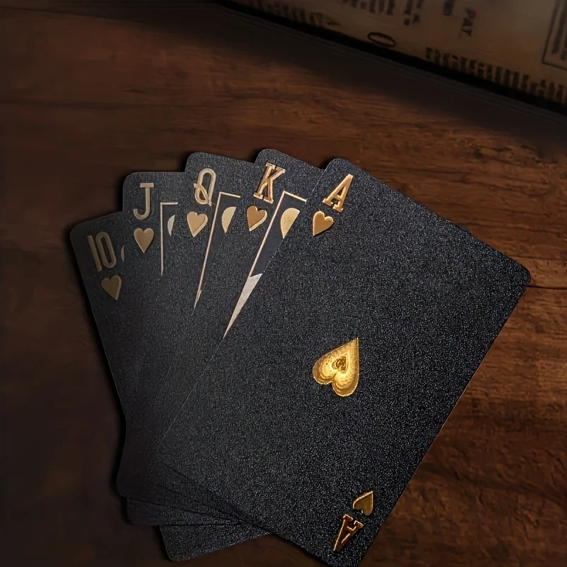 Carte da gioco impermeabili in oro nero freddo, un mazzo di carte da gioco contenente Natale, Halloween, regali del Ringraziamento, regalo del gioco