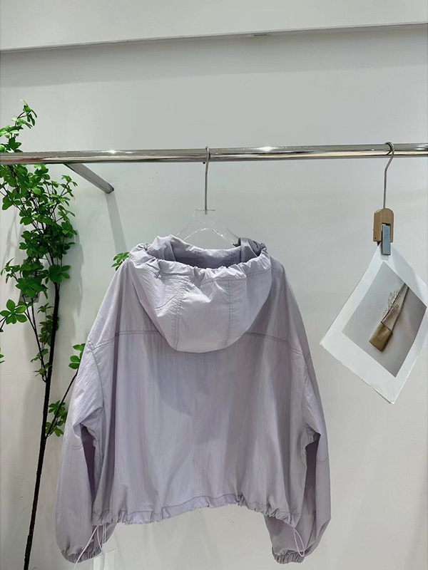 Novo Casaco F Curto e Leve  com Proteção Solar Moda Primavera Verão 2025 Estilo Casual para o Dia a Dia Ajuste...