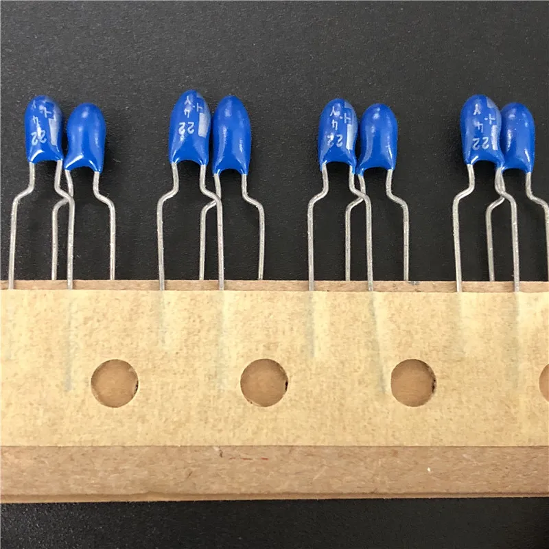 5 uds 10V 16V 25V 35V 50V condensador de tantalio 1UF 2,2UF 3,3UF 4,7UF 10UF 22UF 33UF 47UF 100UF 220uF 0,1uF 0,22uF 0,47uF 0,68uF DIP