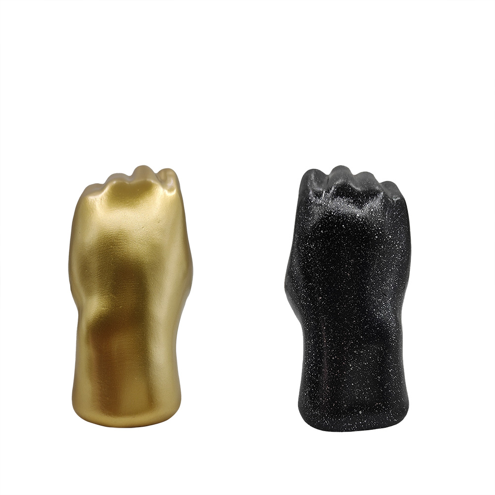 Golden Gesture Decoration, Love Finger Statue Modern, Modern Art Sculpture Personalized Finger Home Decoration