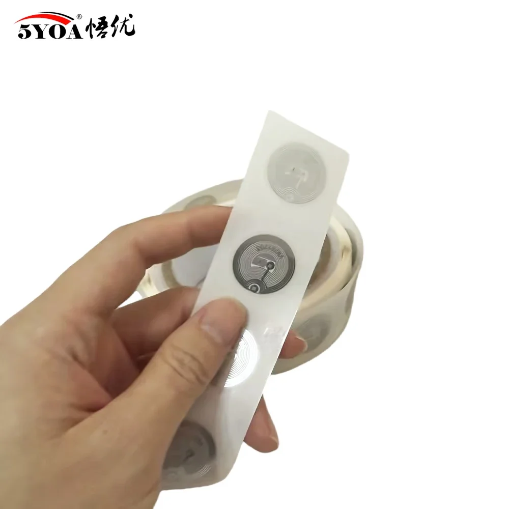 5YOA CUID Gen2 etiqueta electrónica regrabable llave inteligente NFC clon Token ISO14443 pegatina cambiable IC 13,56 Mhz RFID réplica de insignia
