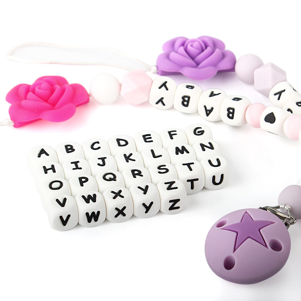100 Uds. Mordedor para bebé, cuentas de letras de silicona de 12mm, cadena con Clip para chupete, cuentas de letras con nombre personalizado, juguete de lactancia para la dentición sin BPA