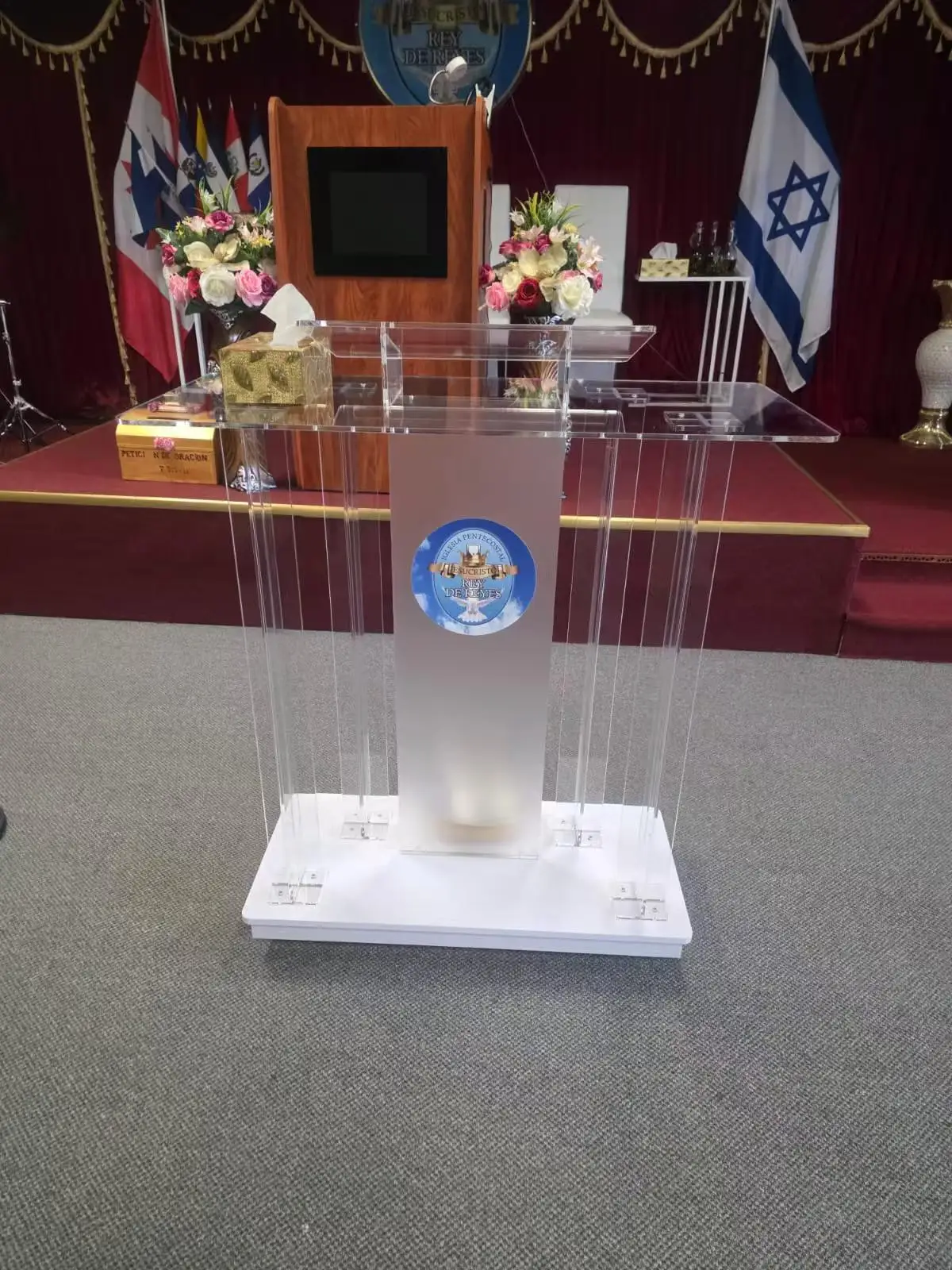 Pódio acrílico plataforma de canto de cristal europeu mesa de juramento de pódio cruzado com mesa host de luz