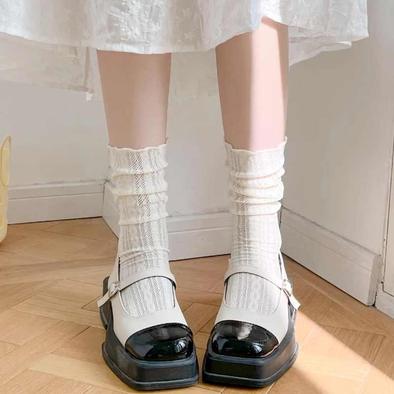 Calcetines cortos de encaje de verano para mujer, calcetines japoneses adorables con volantes, calcetines de princesa estilo Lolita de encaje de algodón calados, calcetines de alta calidad