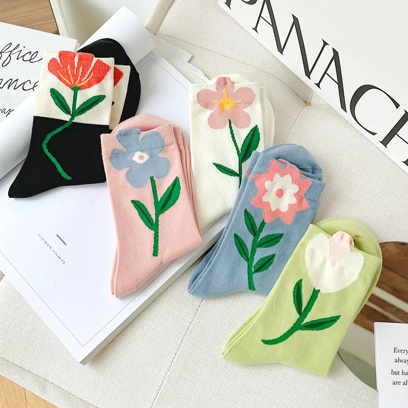 1 par de calcetines de mujer estilo japonés coreano dibujos animados flor Color caramelo Harajuku Kawaii calcetines de tubo medio calcetines cortos informales transpirables