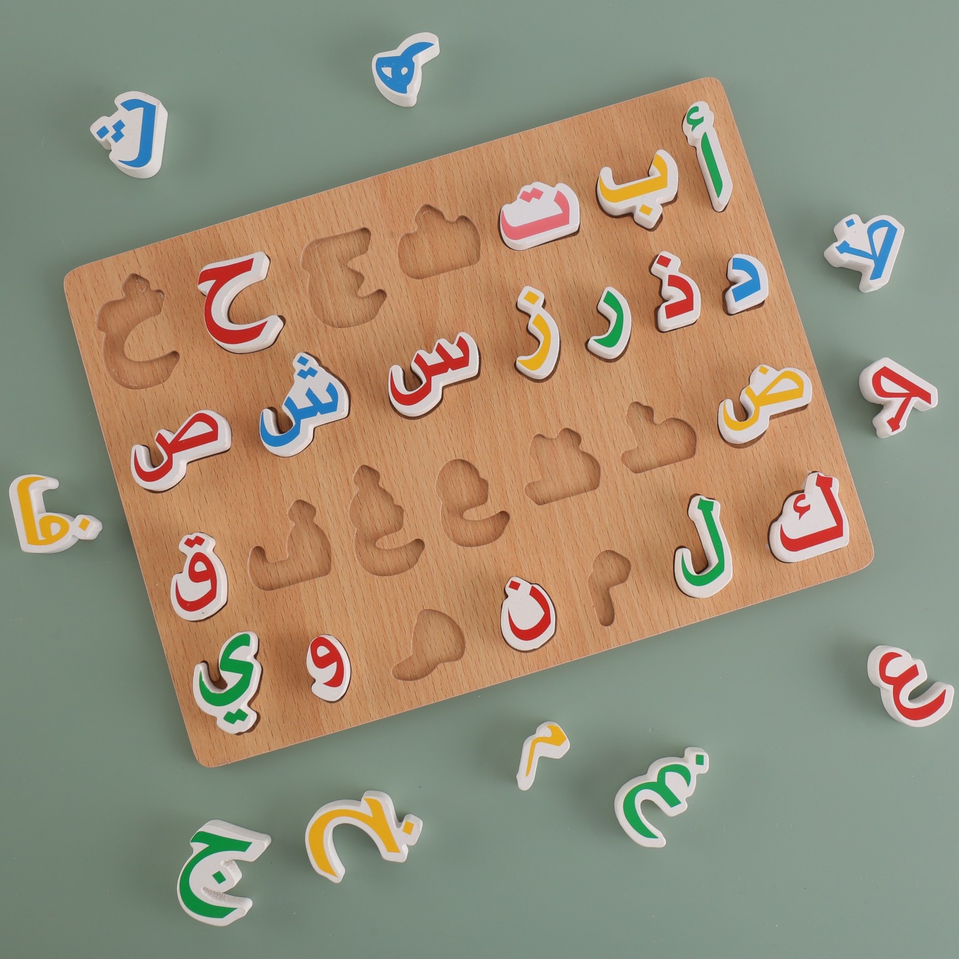 1/2 Stück arabisches Alphabet-Holzpuzzle MAYAPHILOS pädagogisches Handgriffbrett für Hand-Auge-kognitive Entwicklung, frühes Bildungsgeschenk