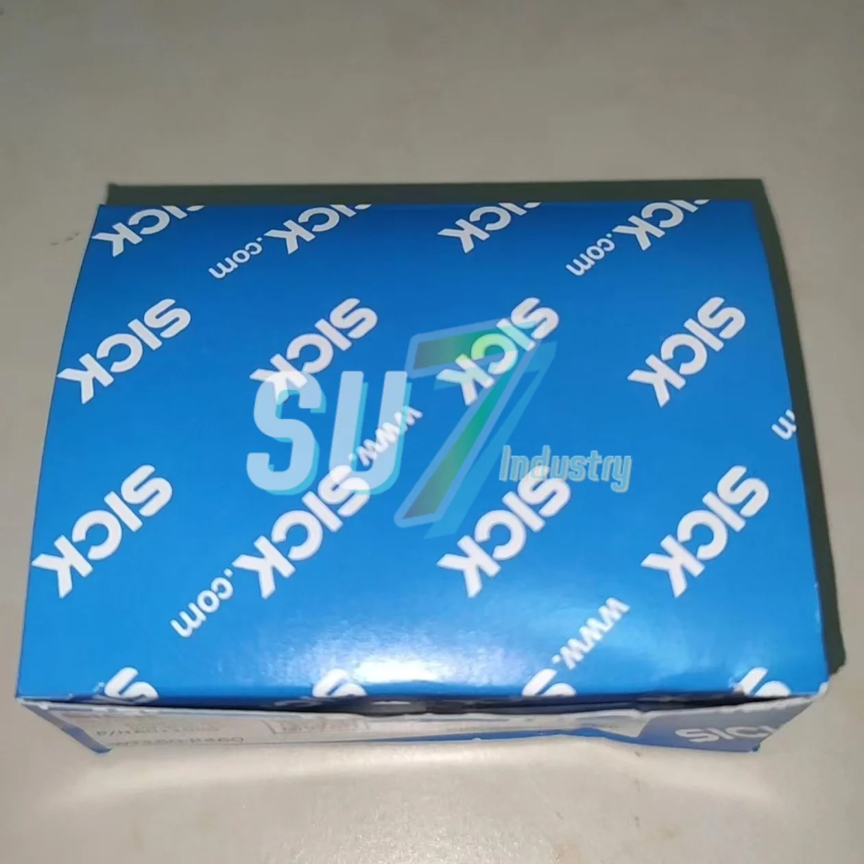 WT150-P460 6011050     Photoelectric Proximity Sensor      New original