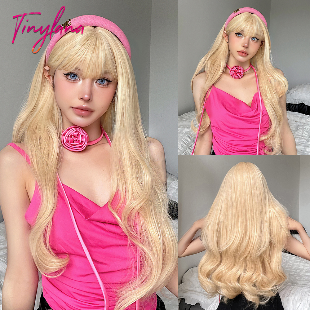 Lange blonde gewellte synthetische Perücken mit Pony, Lolita, Cosplay, blonde Halloween-Perücken mit natürlichem Wellenhaar für weiße Frauen, hitzebeständig