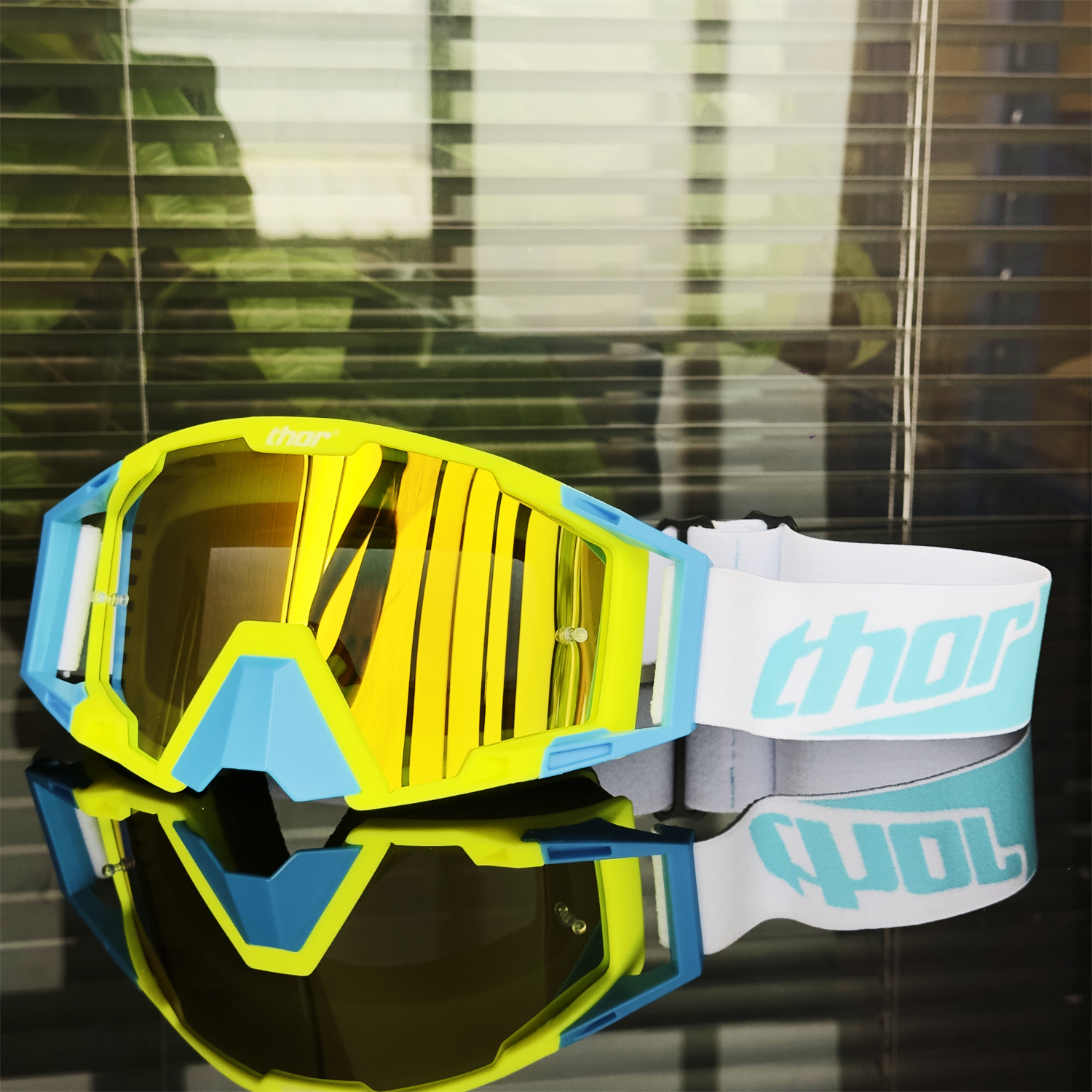 モトクロスメガネオートバイ ATV MTB クロスカントリー乗馬スポーツ MX ゴーグルオートバイヘルメット UV400 自転車ゴーグル