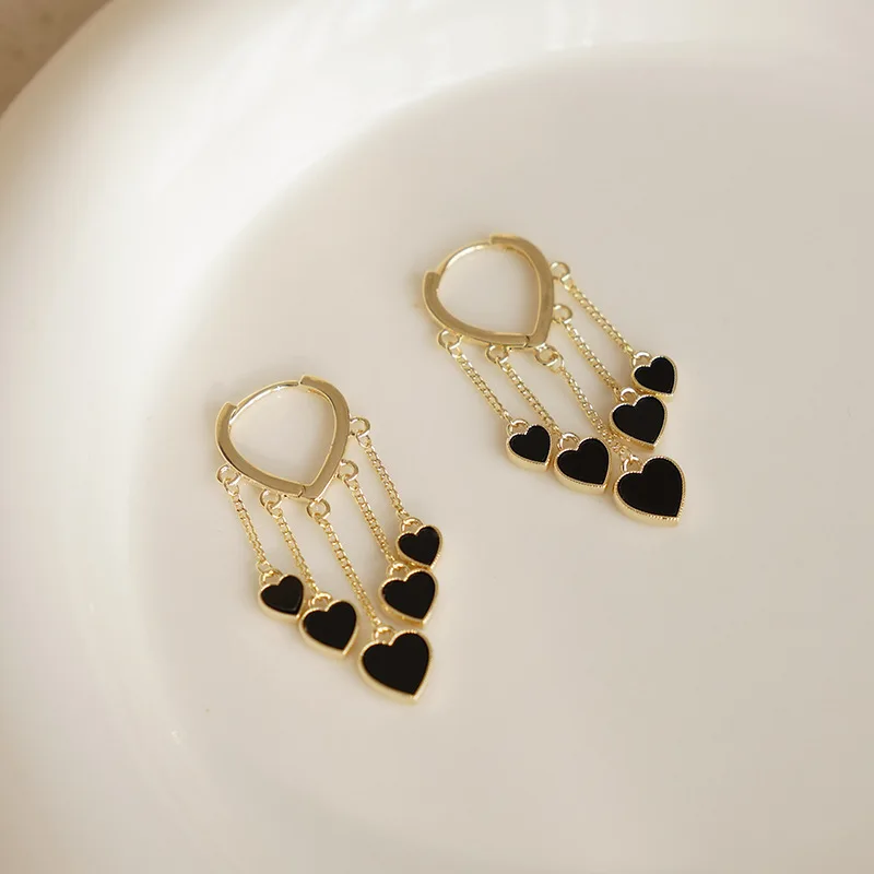 Leuke Zwarte Shell Liefde Dangle Oorbellen Voor Vrouwen Trendy Hartvorm Kwastje Oorbel Mode Veelzijdige Dagelijkse Werk Sieraden
