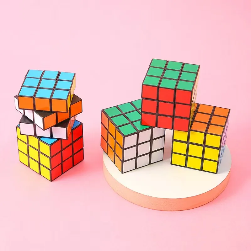 12 ชิ้น 3 เซนติเมตร Mini Magic Cube ของเล่นเพื่อการศึกษาเด็กอนุบาลรางวัลเด็กวันเกิด Party โปรดปราน Goodie กระเป๋า Pinata Fillers