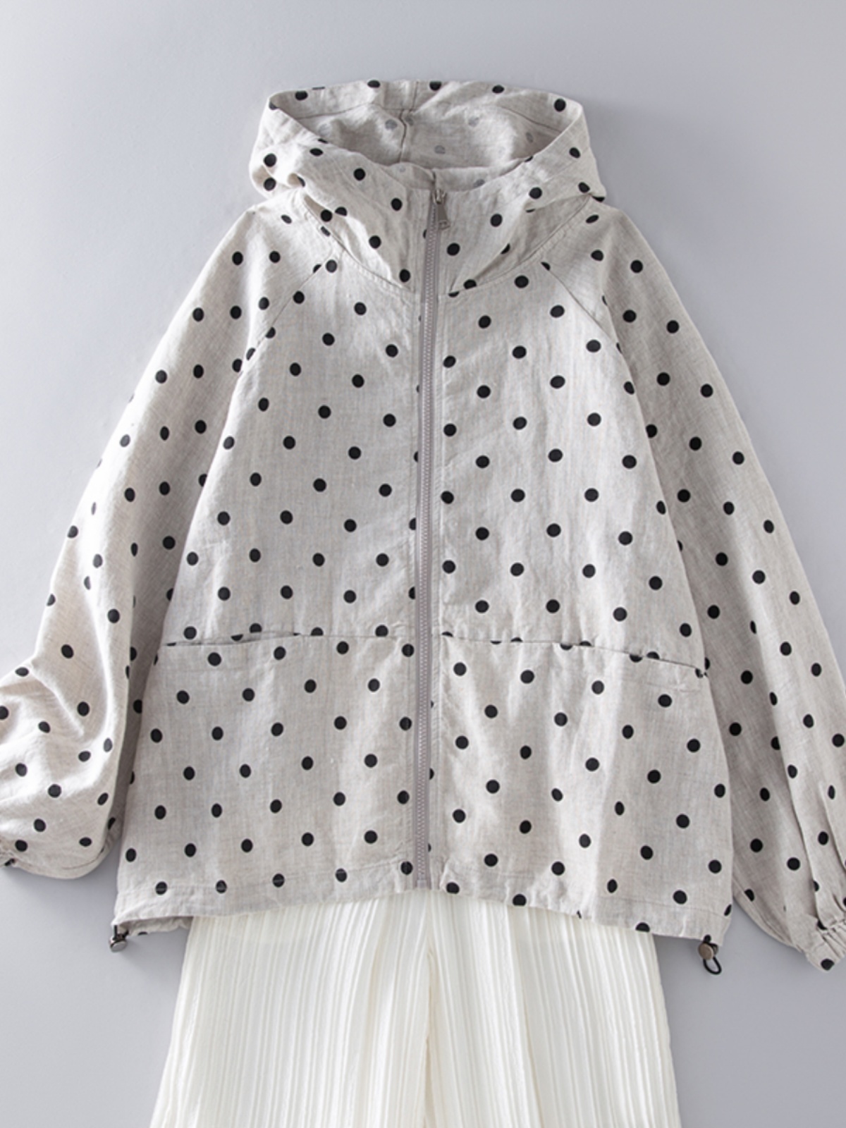 Jaqueta de Mole com Capuz e Zíper em Aodão e Linho para Mulheres Plus Size Primavera 2025, Estilo Solto e Moderno