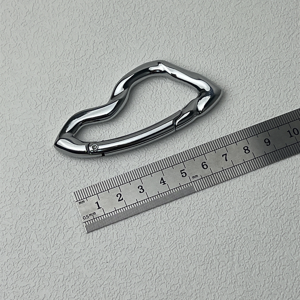 트위스트 금속 Carabiner 키 체인 다기능 등산 자동차 열쇠 고리 고딕 배낭 허리 매달려 장식 DIY Y2K