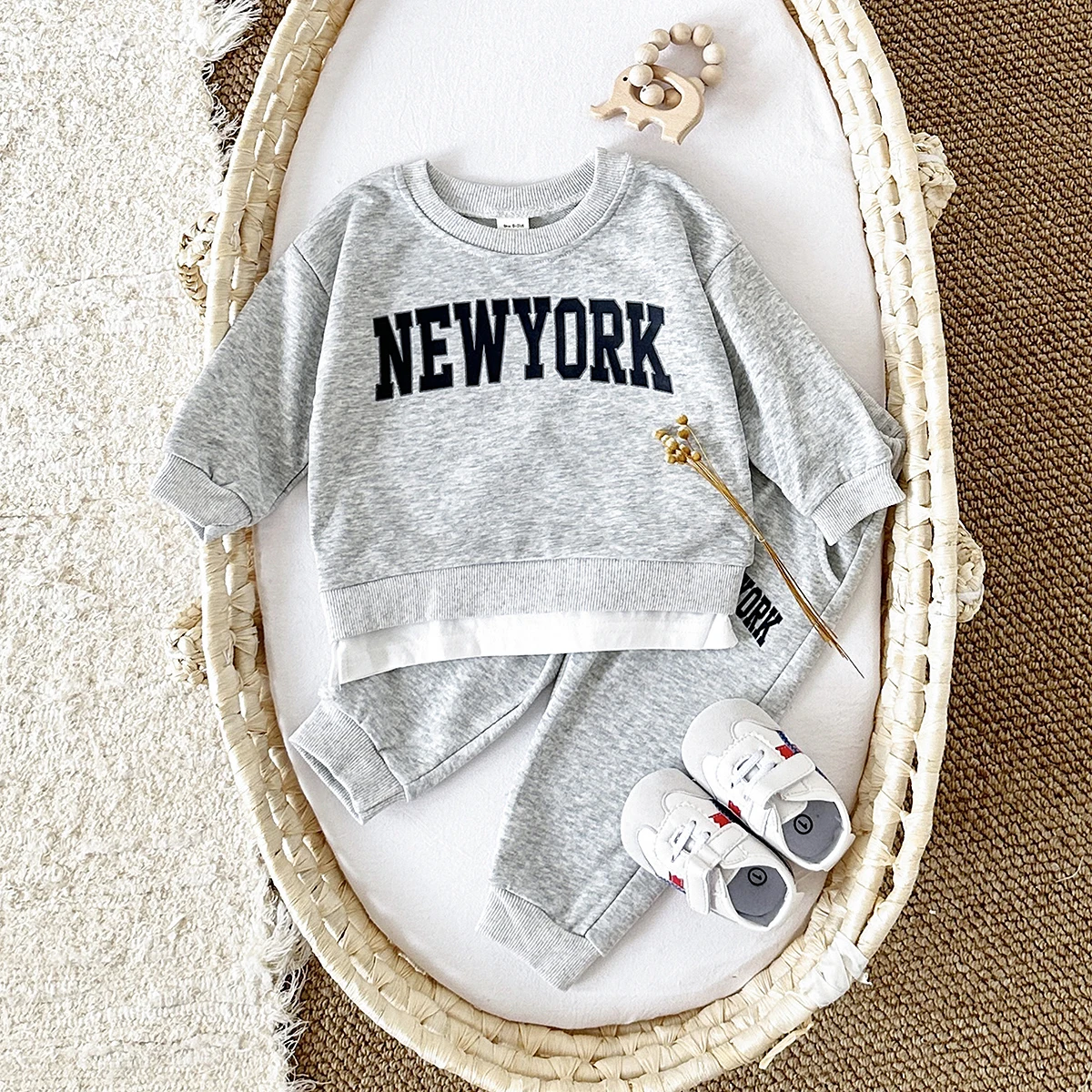 Ropa de primavera para bebés, conjuntos de ropa infantil de algodón de 2 uds., chándal NewYork, Top de manga larga + Pantalones, traje infantil de 0 a 3 años