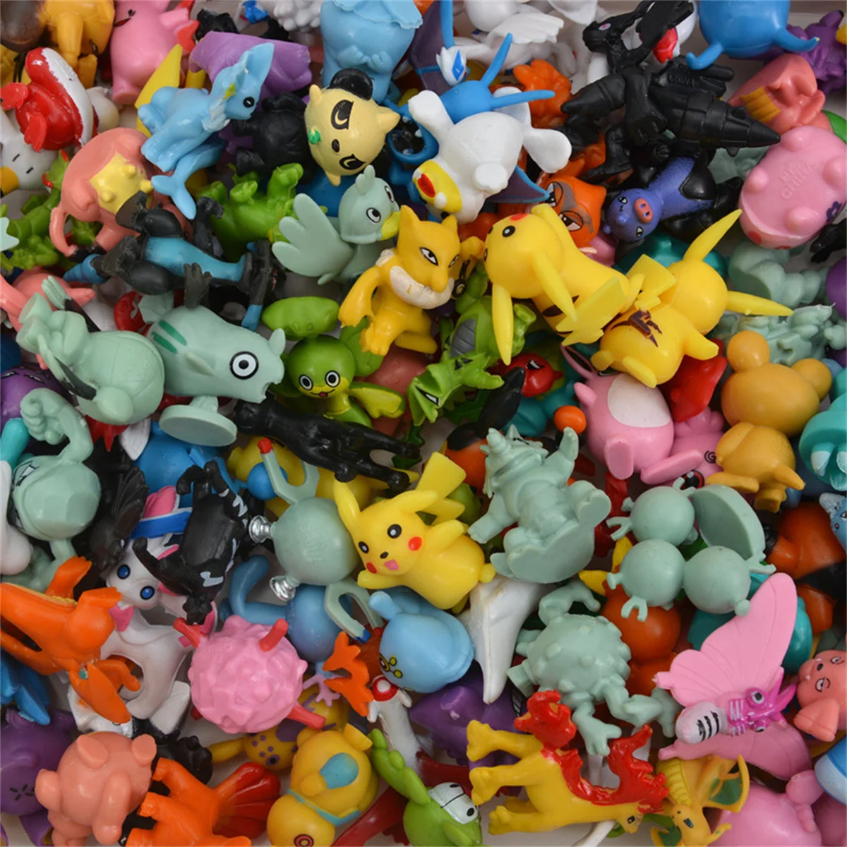 144 Stile Pokemon Figure Giocattoli Anime Pikachu Action Figure Modello Decorazione ornamentale Raccogliere giocattoli per il regalo di Natale