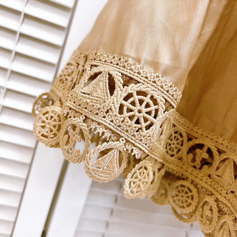 高級中空アウトドレス 2 点セット女性の 2025 夏休み刺繍レースジャケット白トップスプリーツショートスカートスーツ