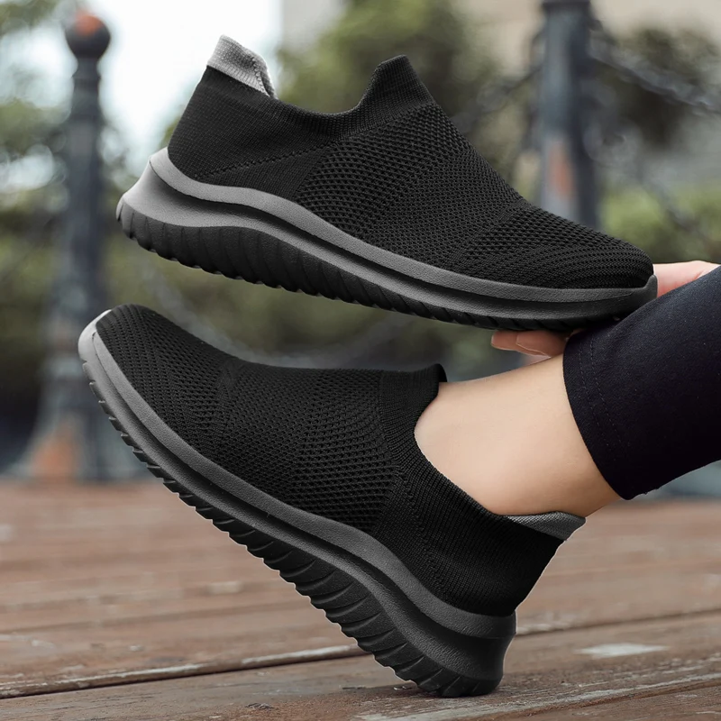 Männer Schuhe Turnschuhe Atmungsaktive Mesh Slip auf Laufschuhe Im Freien Nicht-Slip Paar Jogging Training Wandern Sport Schuhe