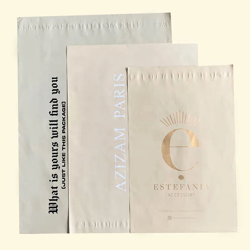 โลโก้ที่กำหนดเอง Mailer ถุงย่อยสลายได้ Beige Matte Poly Mailer กระเป๋า Poly Mailers การจัดส่งกระเป๋า