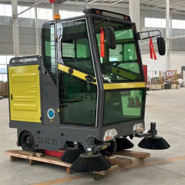 Commercial Sweeping Robot Road Dirt And Dust Snow Cleaning Washing Machine Wholesale