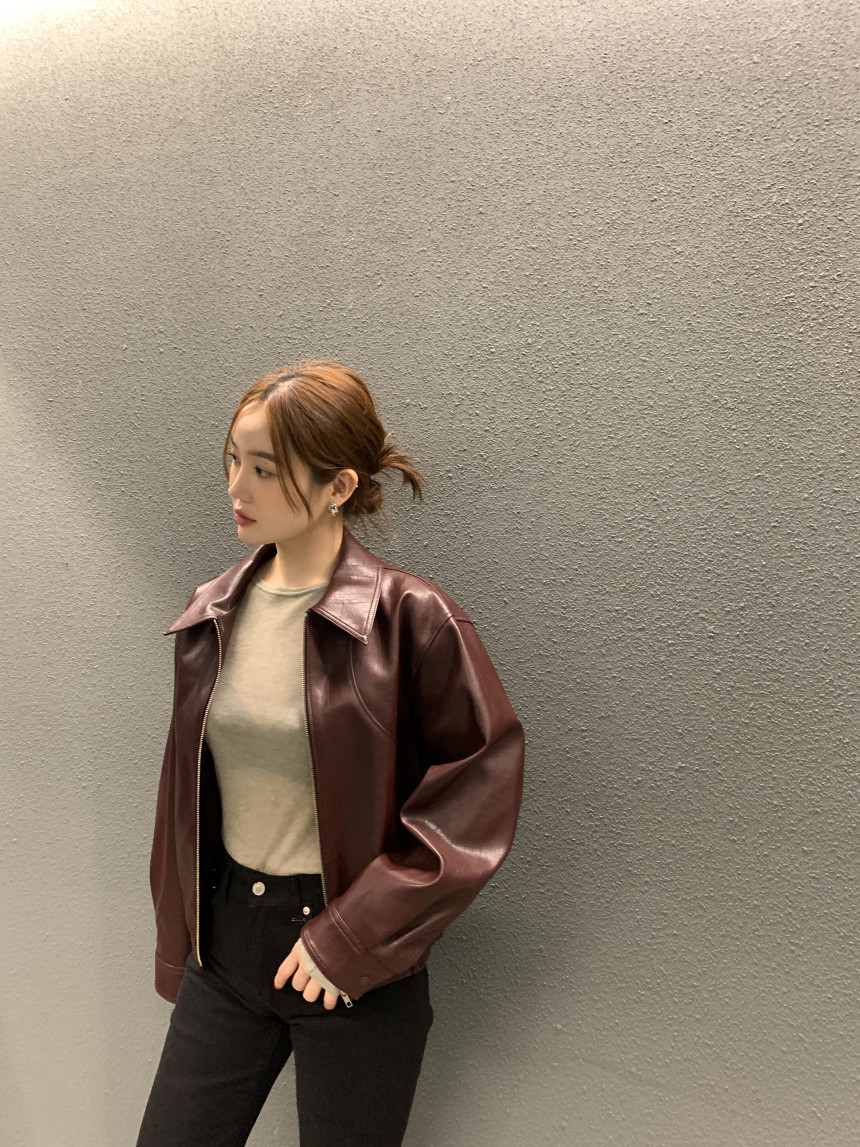 Autumn and winter women's casual solid color lapel long sleeved loose jacket