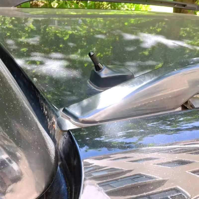 3,5 cm gloednieuwe zwarte schroef metalen korte stompe mast antenne auto styling dakantenne verbeterd signaal auto-accessoires