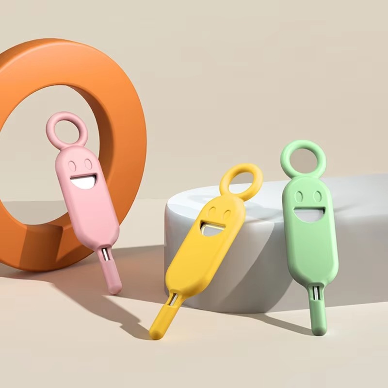 Portátil Sim Card Removal Tool, Tray Ejector, Needle Pin Opener, Anti-lost Phone, TF Card Storage Case, Charme Keychain, 2 em 1