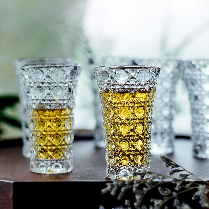 Set kaca anggur Relief Retro 6 gelas minum wiski Vodka cangkir minuman keras pesta cangkir Espresso cangkir bening untuk Sake Soju Brandy